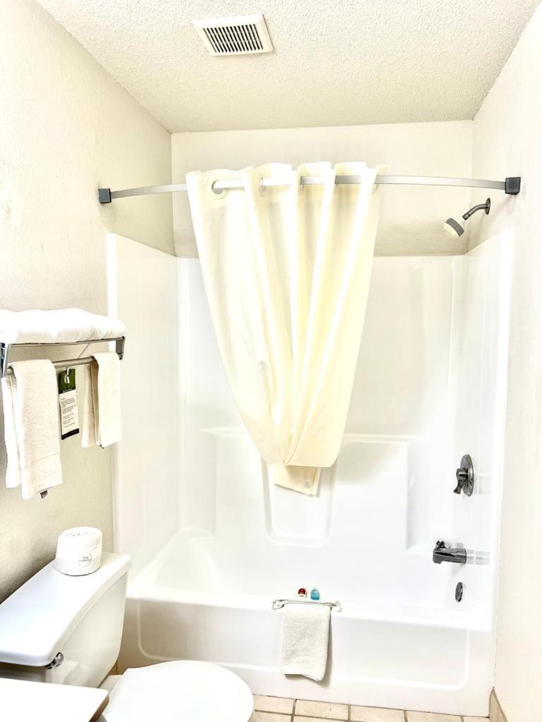 Econo Lodge Oacoma Luaran gambar